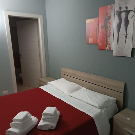 Hotel Ded 1 Checkin A Richiesta 帕爾馬 外观 照片